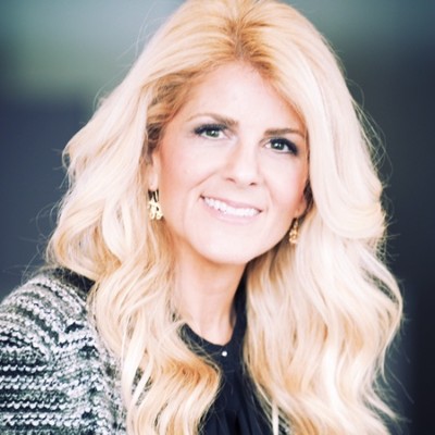 Headshot of Kathryn Rowe