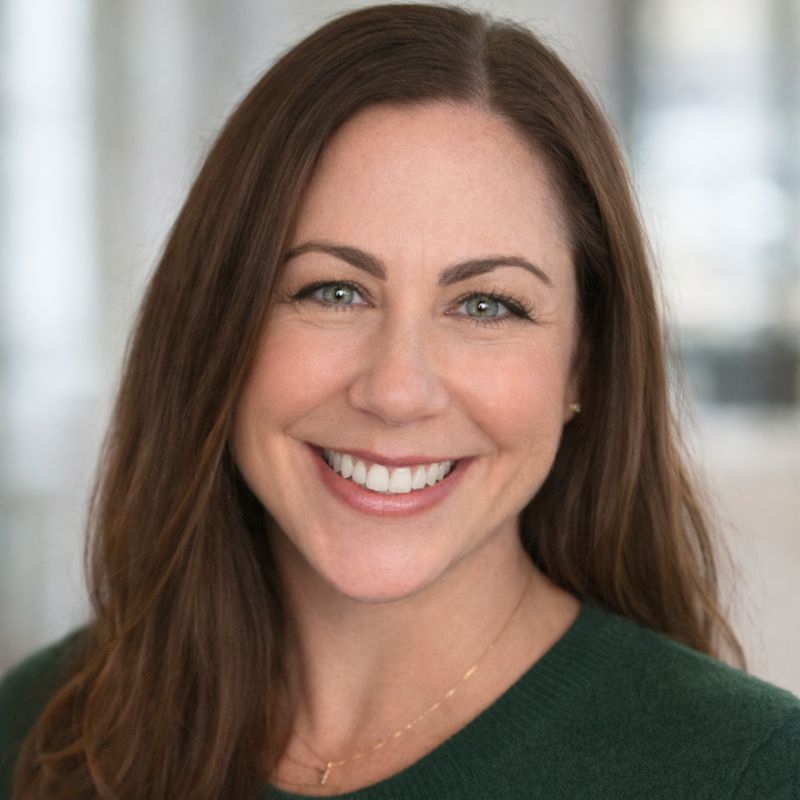 Andrea Orth headshot