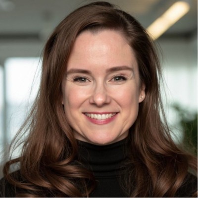 Headshot of Jennifer Severns, marketing strategist
